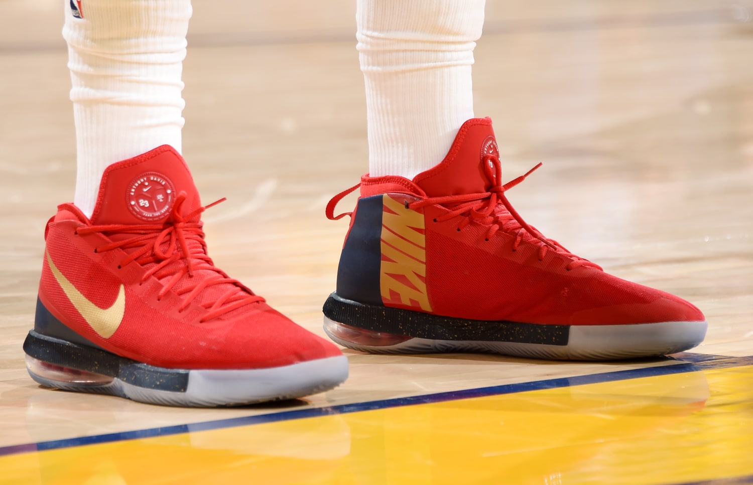 air max dominate anthony davis